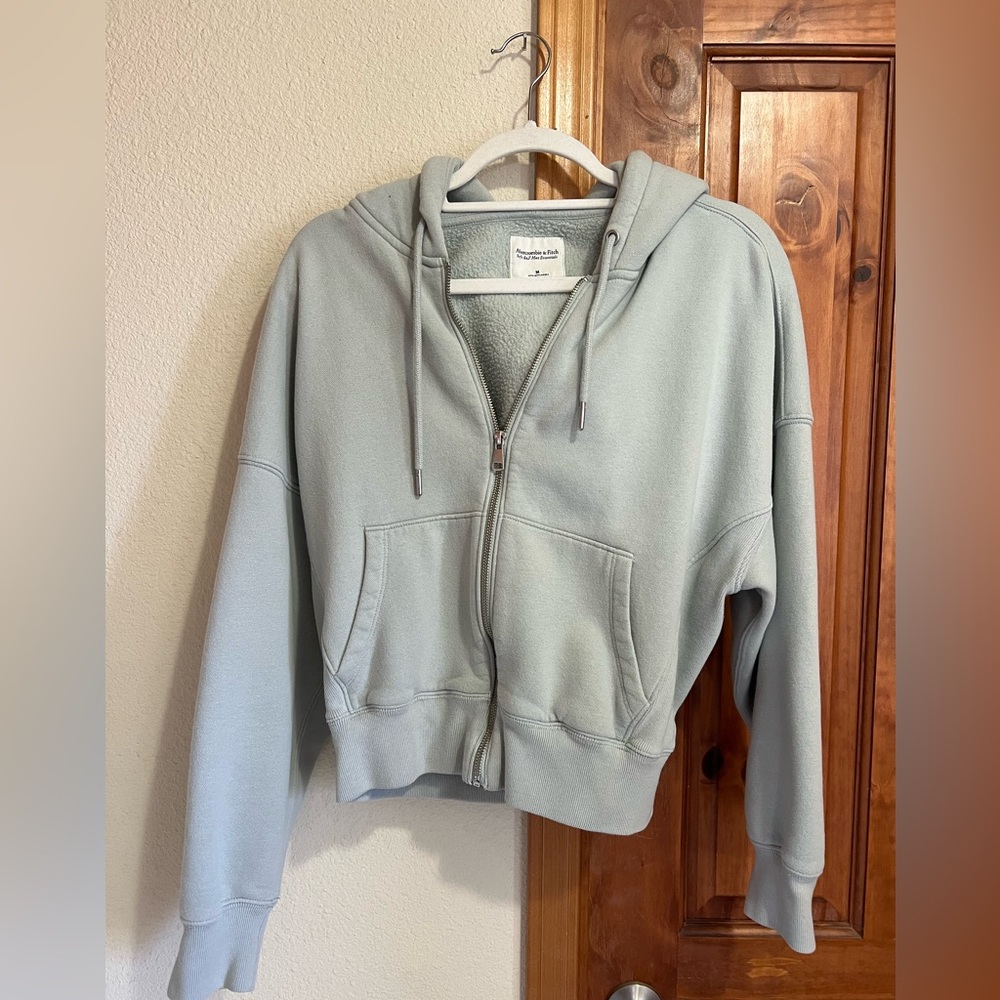 Abercrombie & Fitch Zip-up Hoodie